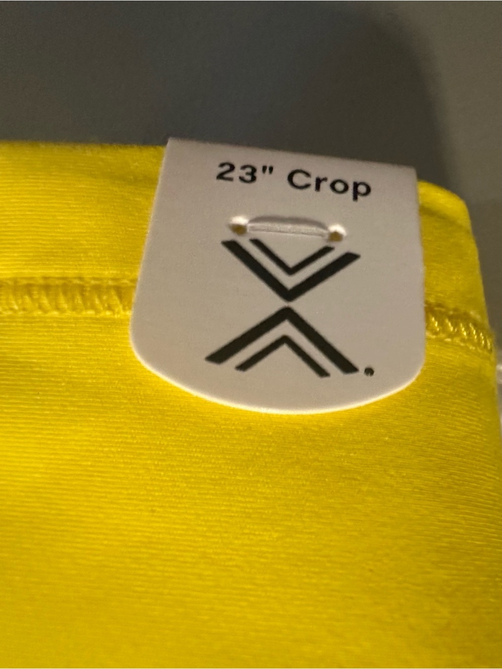 Xersion Size S High Rise Sculpted Fit 23-inch Crop “Empire Yellow” Leggings NWT - Picture 3 of 7